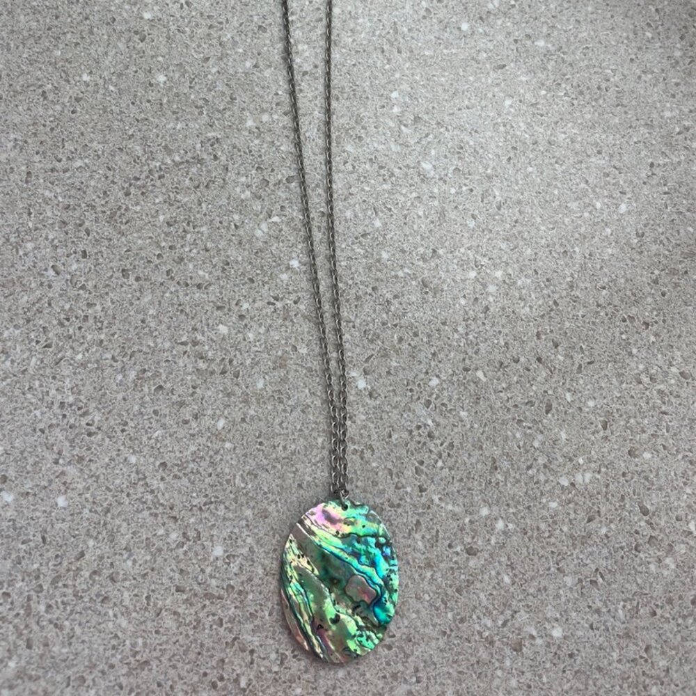 Abalone Shell Necklace - Picture 2 of 2